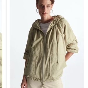 COS TECHNICAL HOODED PARKA JACKET